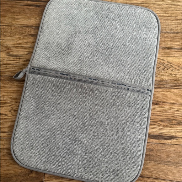 Norwex Drying Mat - Picture 2 of 4